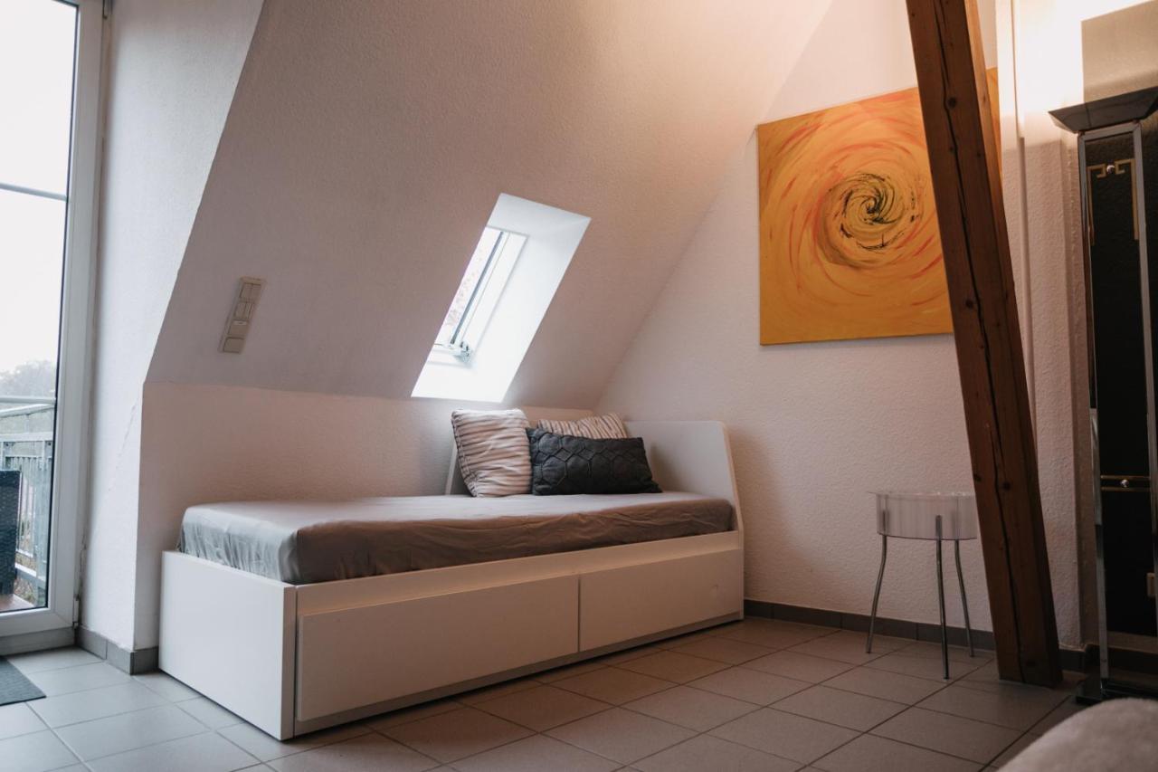 Eigenes Maisonettehaus In Idyllischer Lage Mit Balkon, Nahe Messe, 24H Self-Check In, Gratis Parken Schwabach Exterior foto