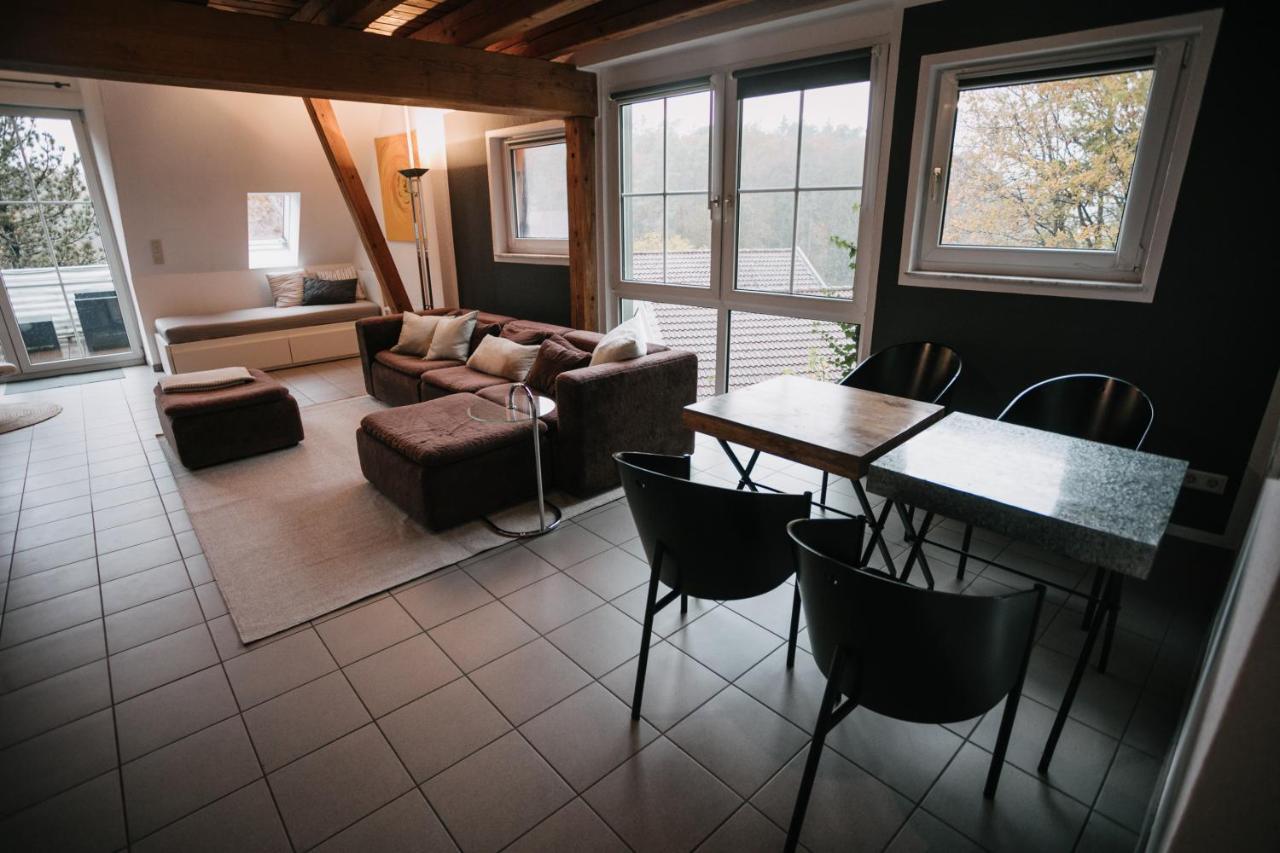 Eigenes Maisonettehaus In Idyllischer Lage Mit Balkon, Nahe Messe, 24H Self-Check In, Gratis Parken Schwabach Exterior foto